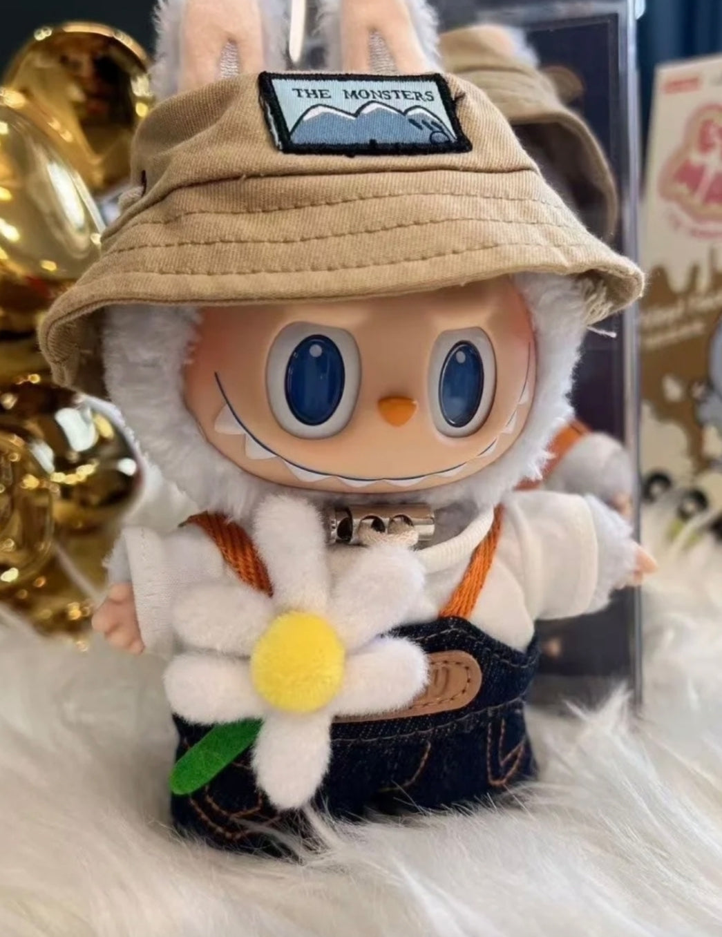 Pop Mart POP MART THE MONSTERS Spring Wild at Home Series Vinyl Little Spring Wild Plush Pendant Fashion Doll